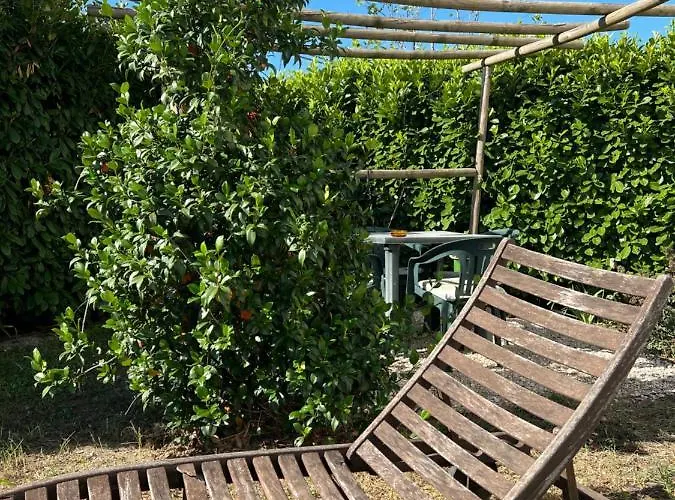 La Frasca Bed & Breakfast *